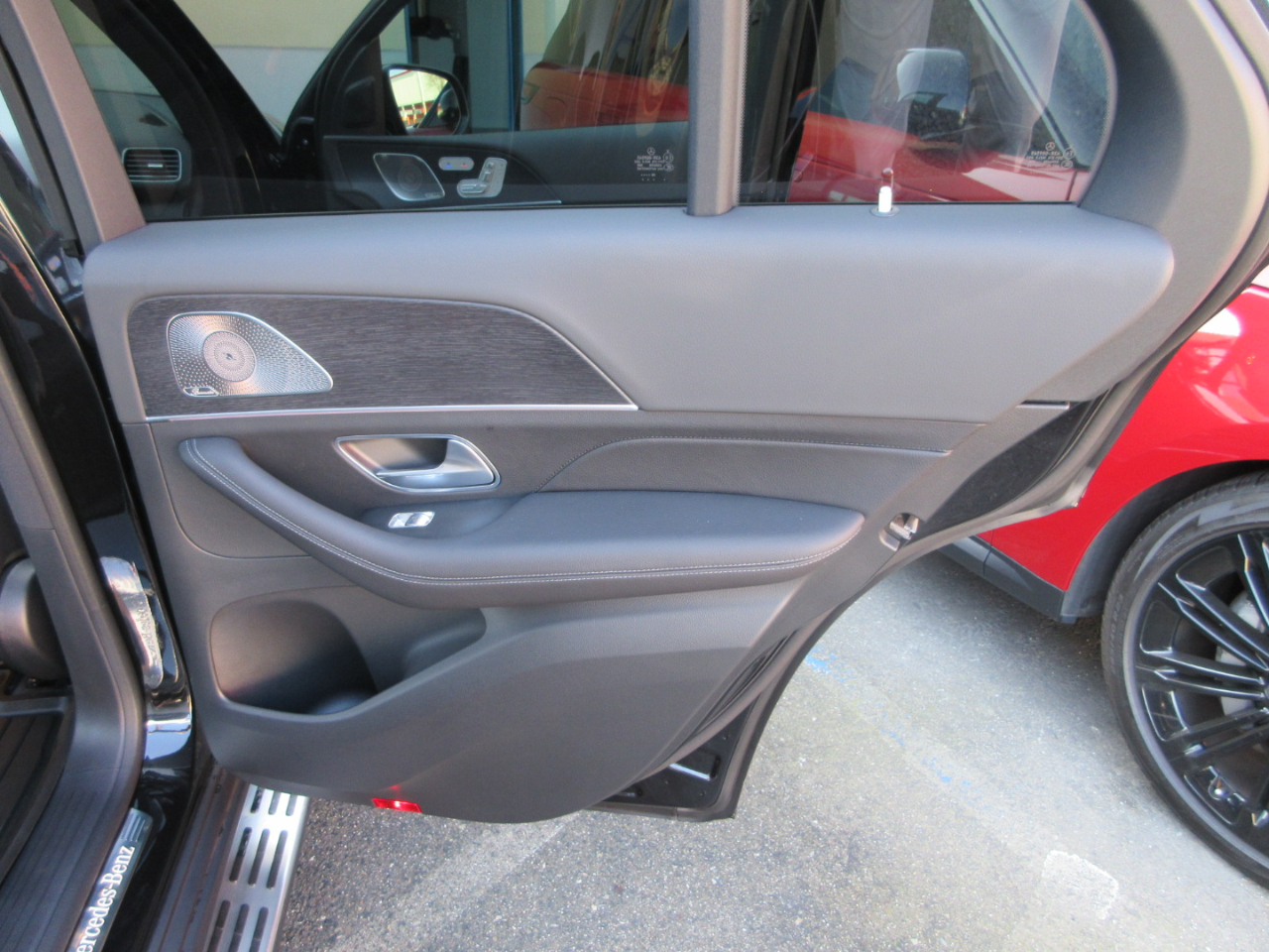 Mercedes-Benz GLE  2025