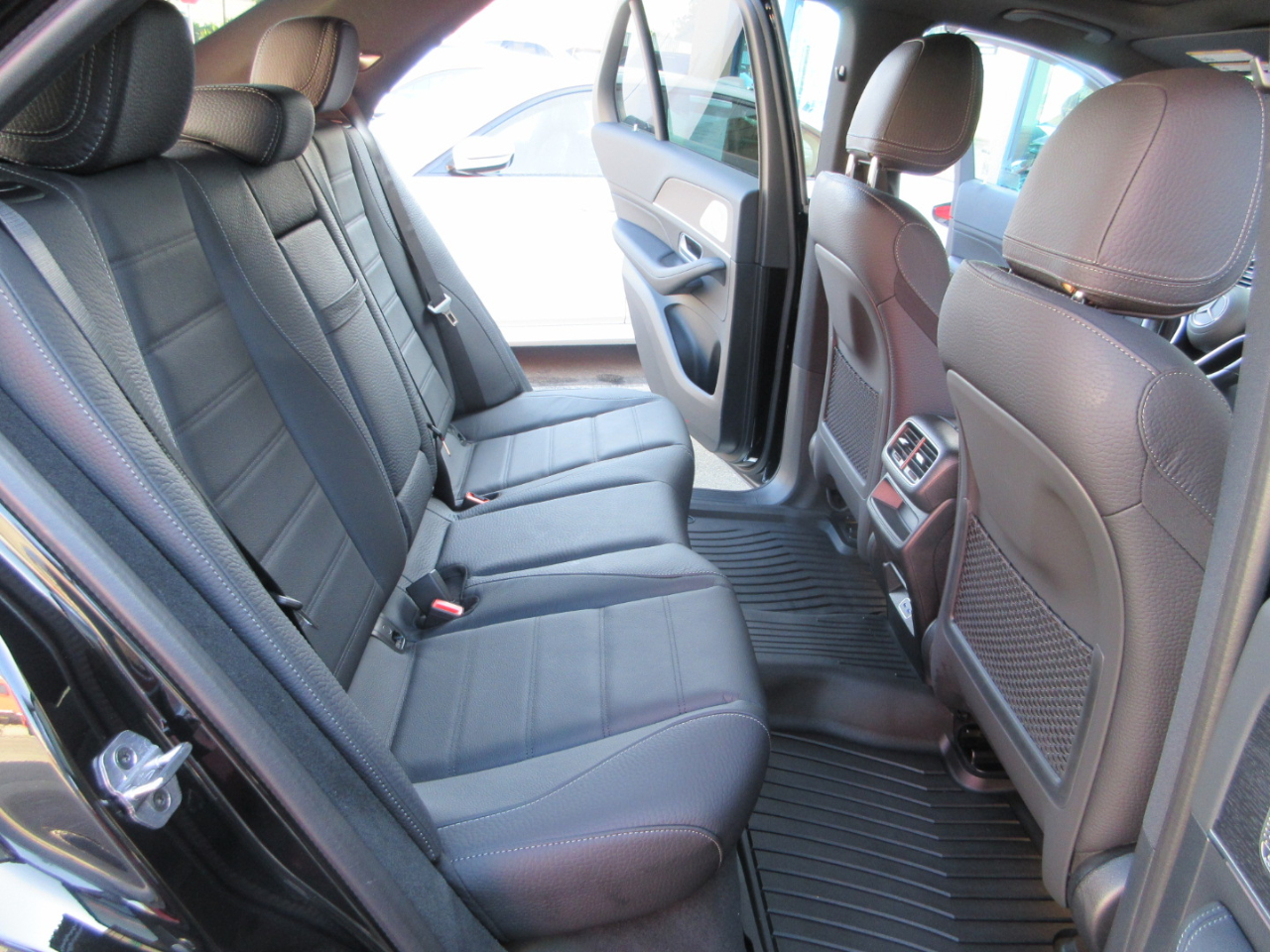 Mercedes-Benz GLE  2025