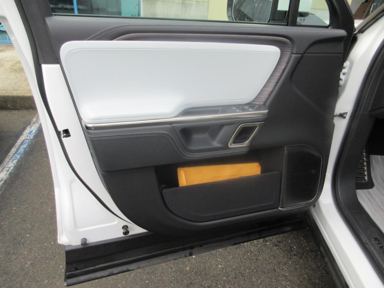 Rivian R1S Launch Edition Quad-Motor Large Pack *Ltd Avail* 2023