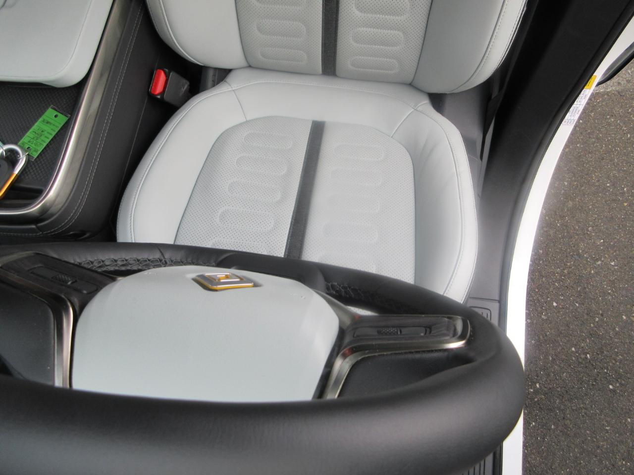 Rivian R1S Launch Edition Quad-Motor Large Pack *Ltd Avail* 2023