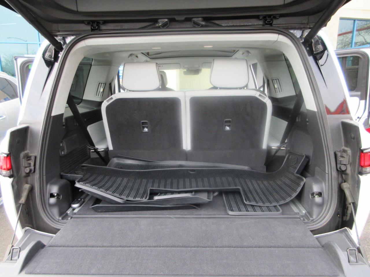 Rivian R1S Launch Edition Quad-Motor Large Pack *Ltd Avail* 2023