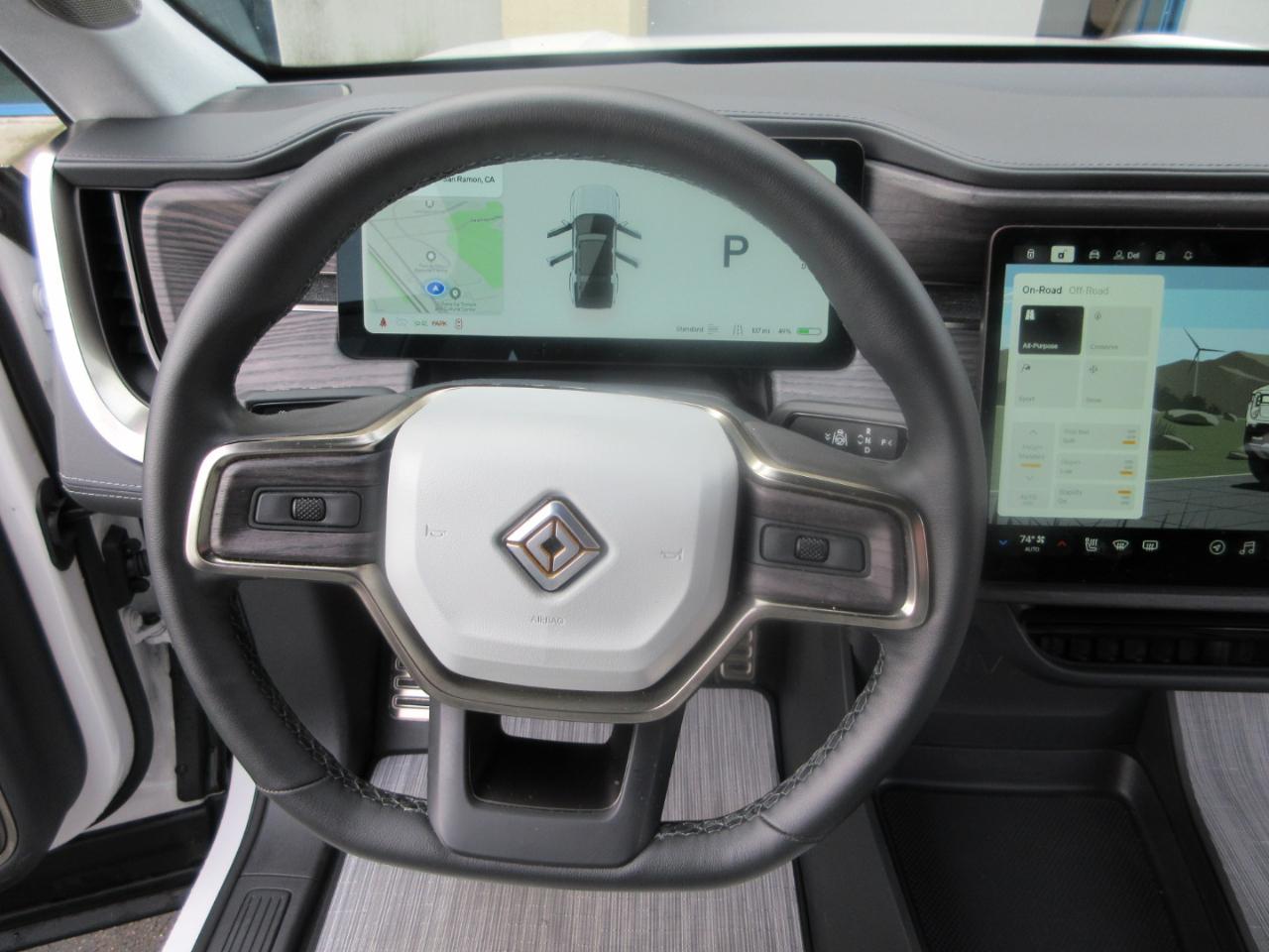 Rivian R1S Launch Edition Quad-Motor Large Pack *Ltd Avail* 2023