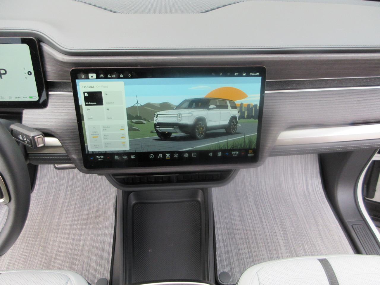 Rivian R1S Launch Edition Quad-Motor Large Pack *Ltd Avail* 2023