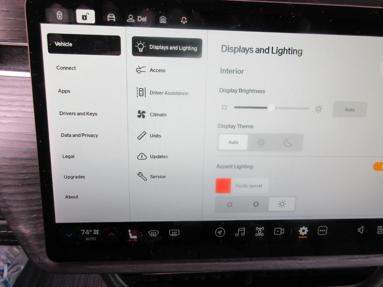 Rivian R1S Launch Edition Quad-Motor Large Pack *Ltd Avail* 2023