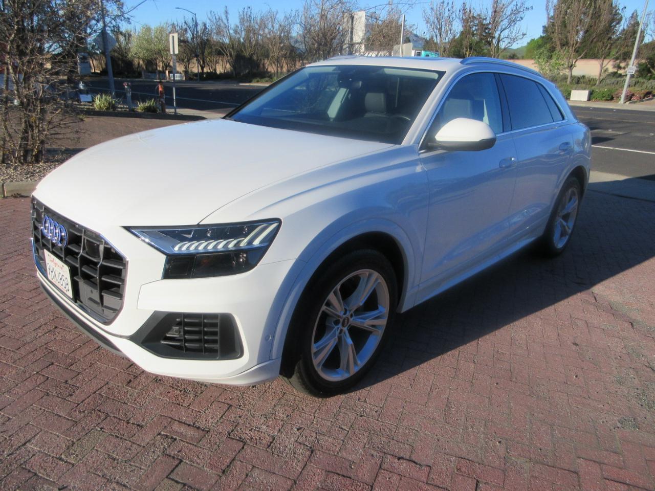 2023 Audi Q8 AWD PREMIUM 55 TFSI QUATTRO**ADAPTIVE CRUISE**