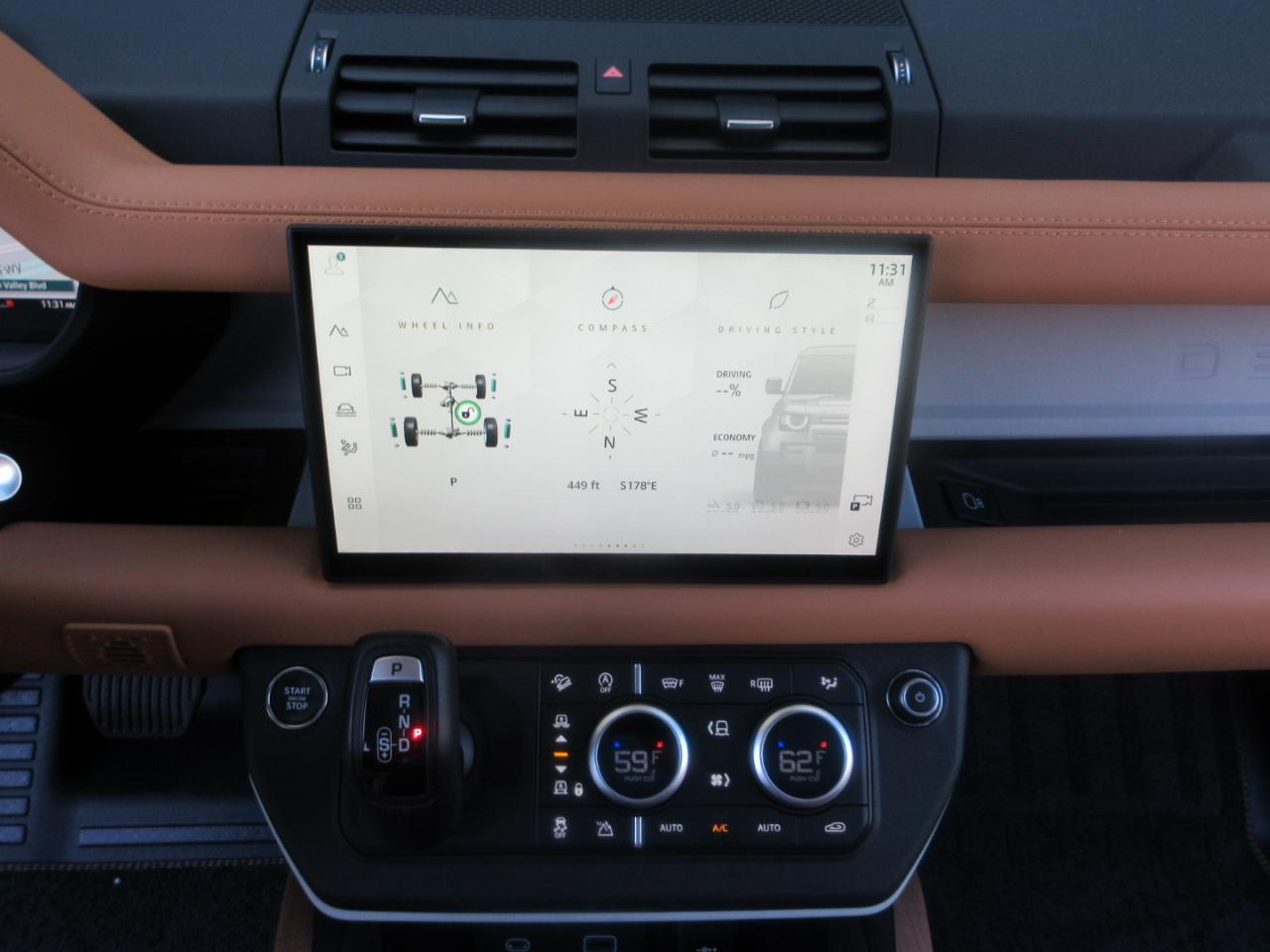 Land Rover Defender  2024