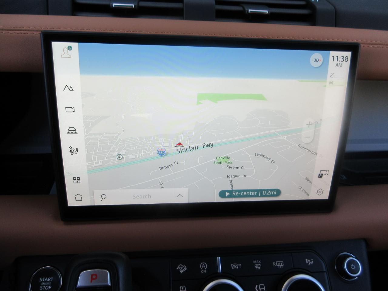 Land Rover Defender  2024