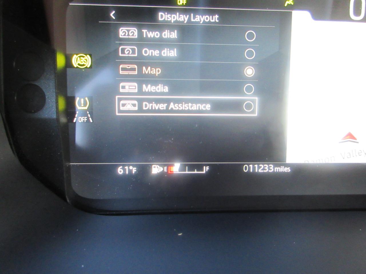 Land Rover Defender  2024