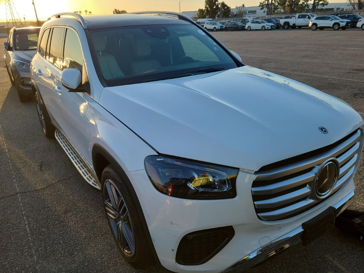 Mercedes-Benz GLS  2024