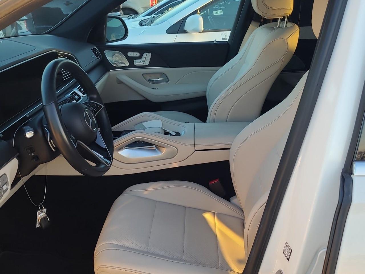 Mercedes-Benz GLS  2024