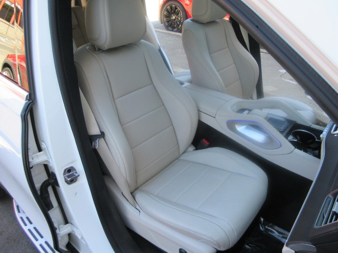 Mercedes-Benz GLS  2024