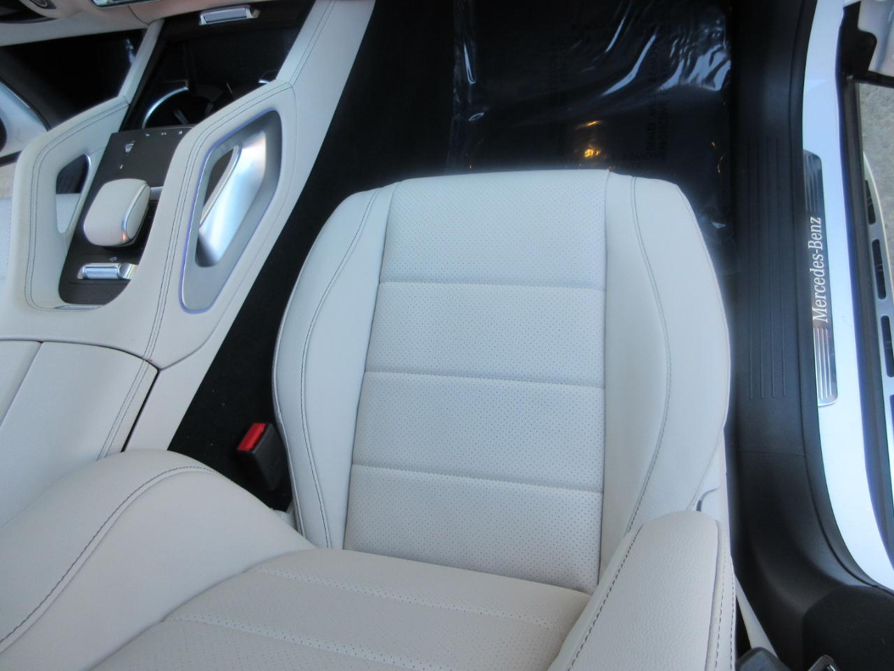 Mercedes-Benz GLS  2024