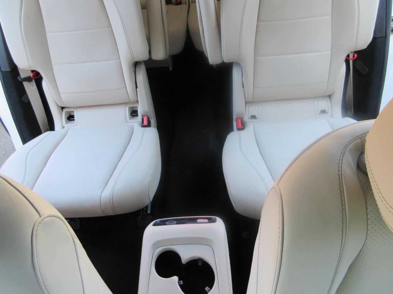 Mercedes-Benz GLS  2024