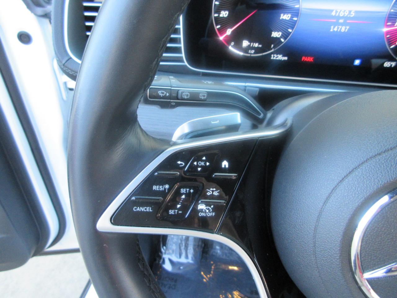 Mercedes-Benz GLS  2024