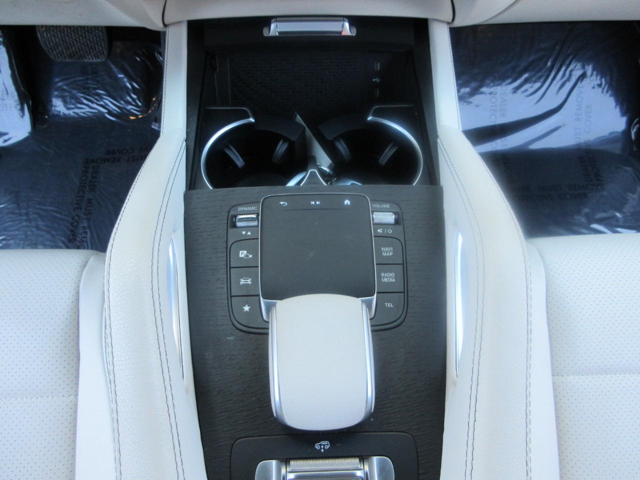 Mercedes-Benz GLS  2024