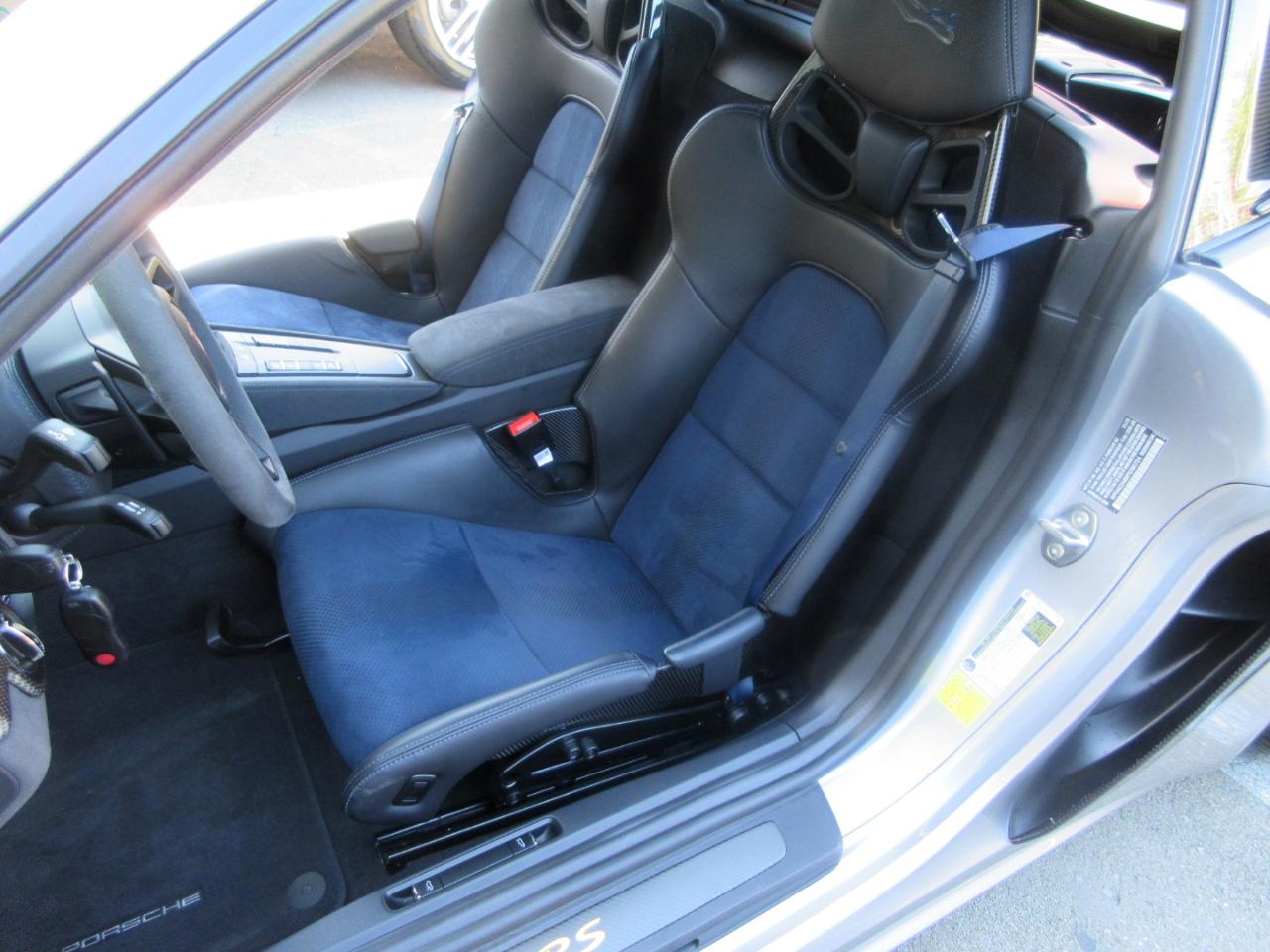 Porsche 718 Cayman  2023