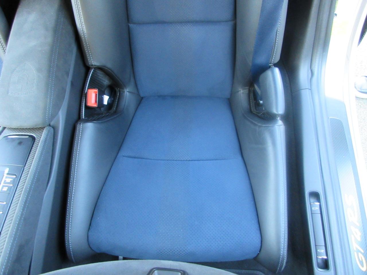 Porsche 718 Cayman  2023