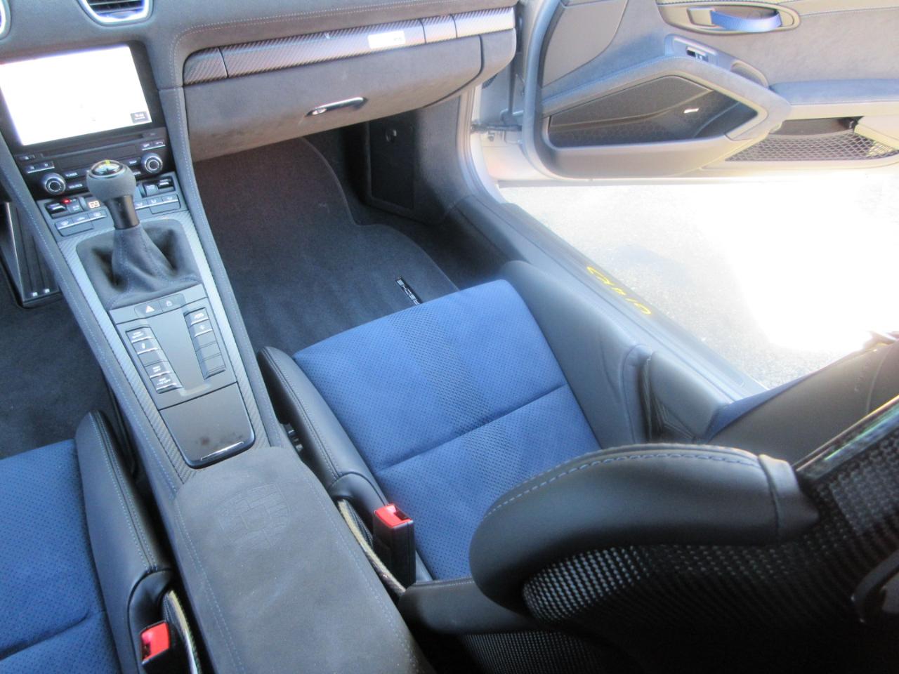 Porsche 718 Cayman  2023