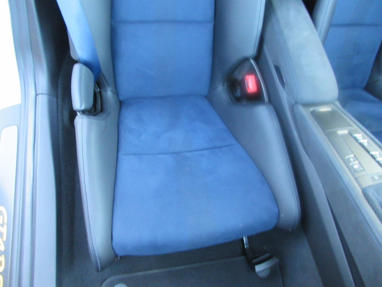 Porsche 718 Cayman  2023