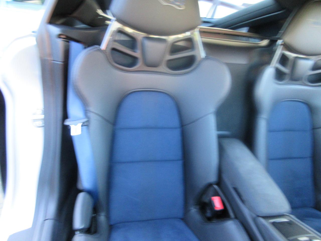 Porsche 718 Cayman  2023