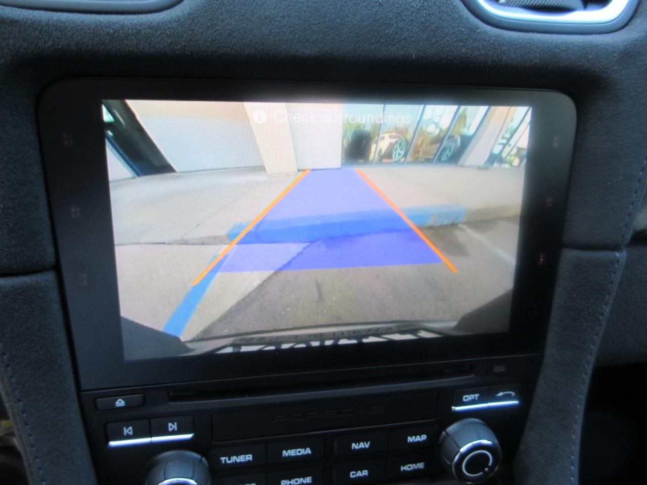 Porsche 718 Cayman  2023