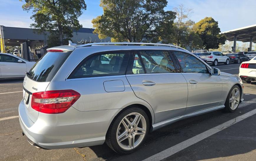 Mercedes-Benz E350  2013