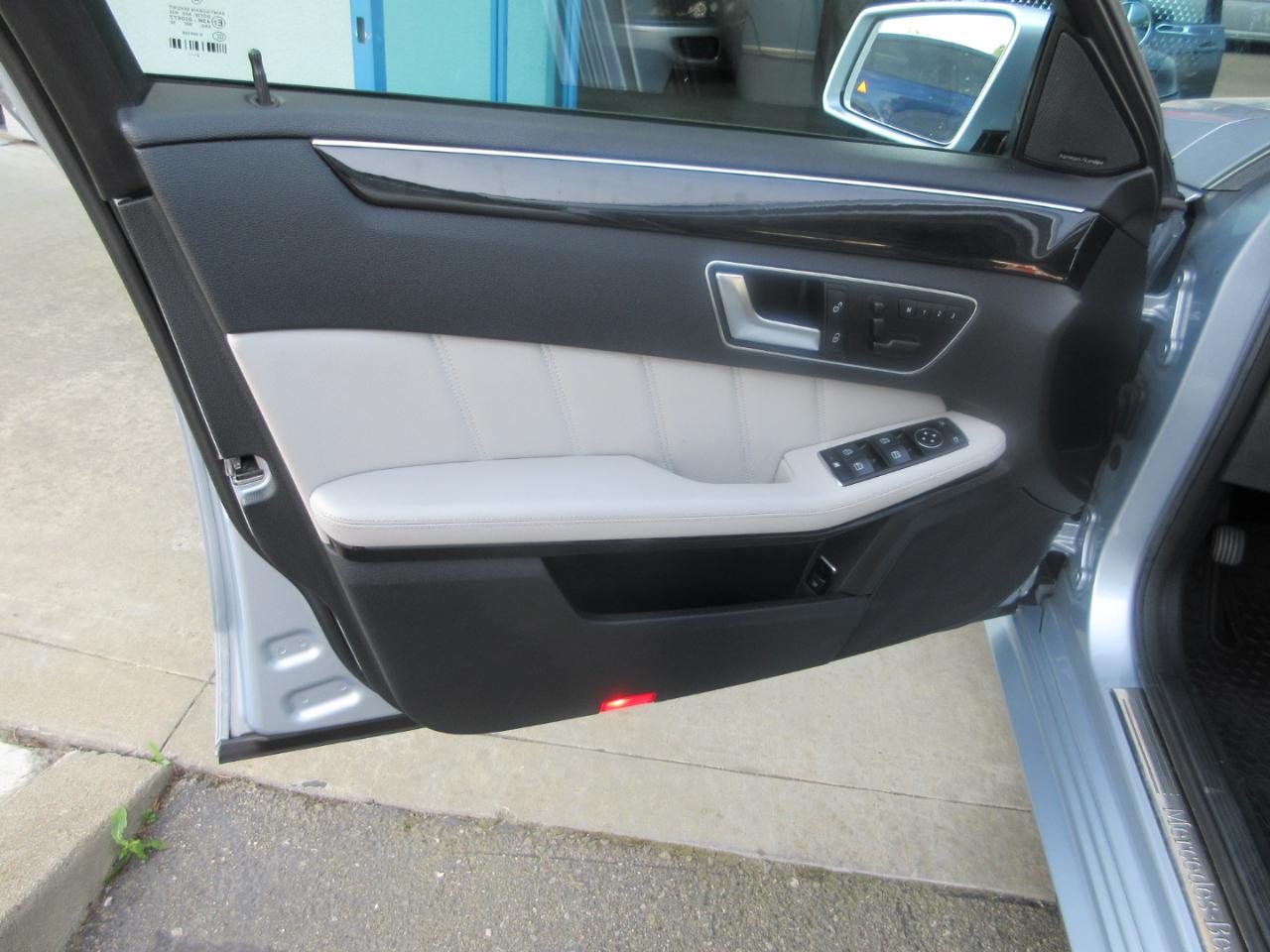 Mercedes-Benz E350  2013