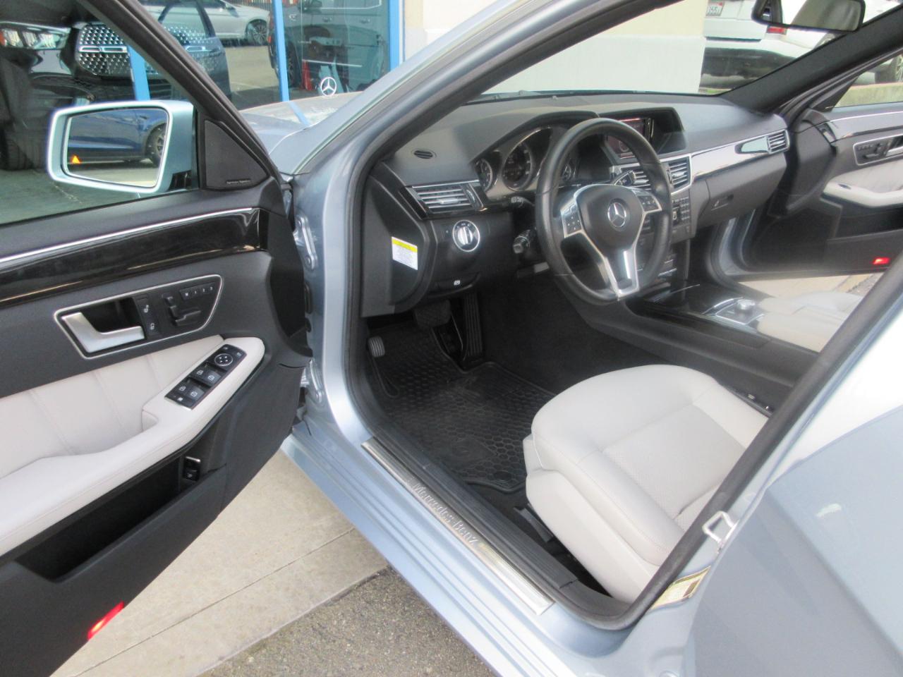 Mercedes-Benz E350  2013