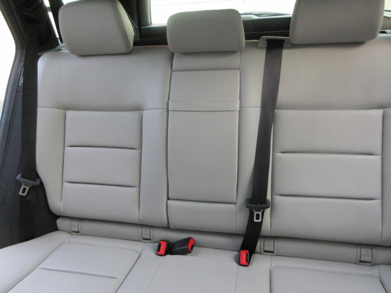 Mercedes-Benz E350  2013