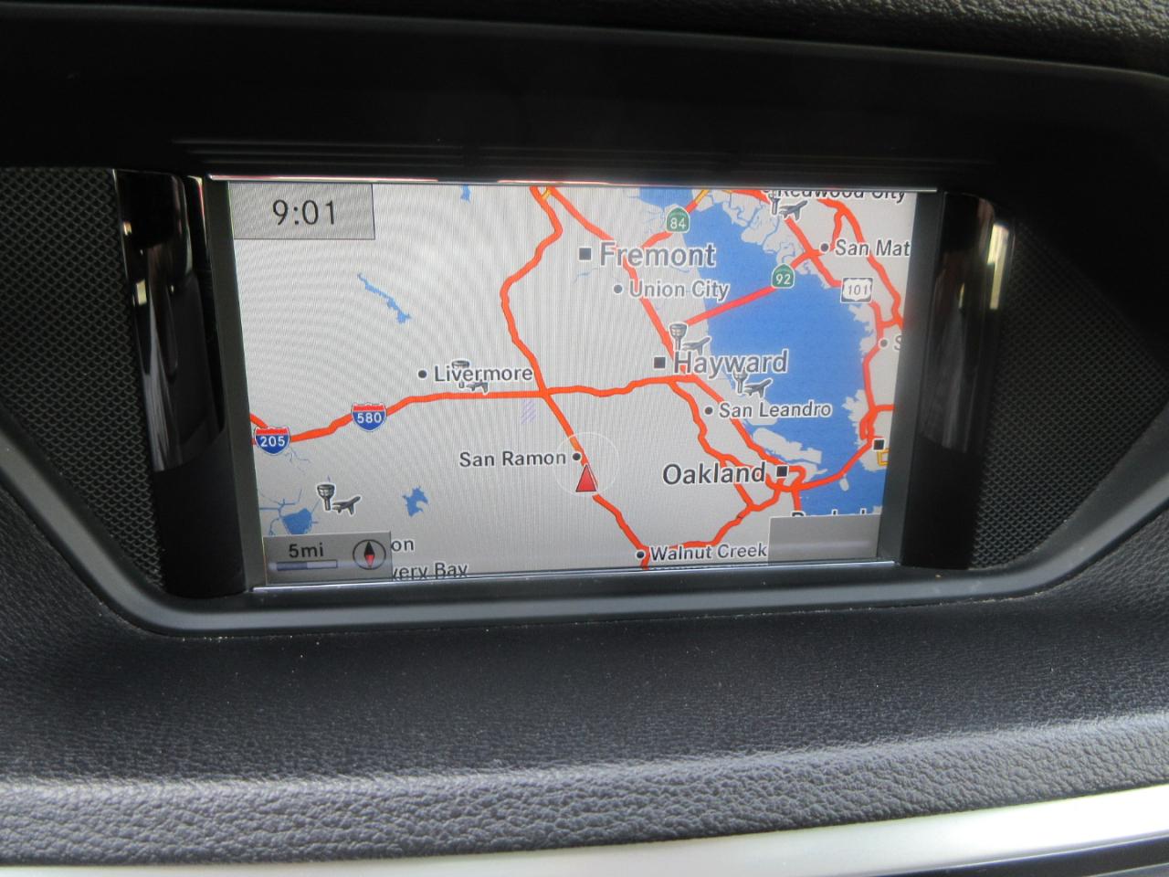 Mercedes-Benz E350  2013