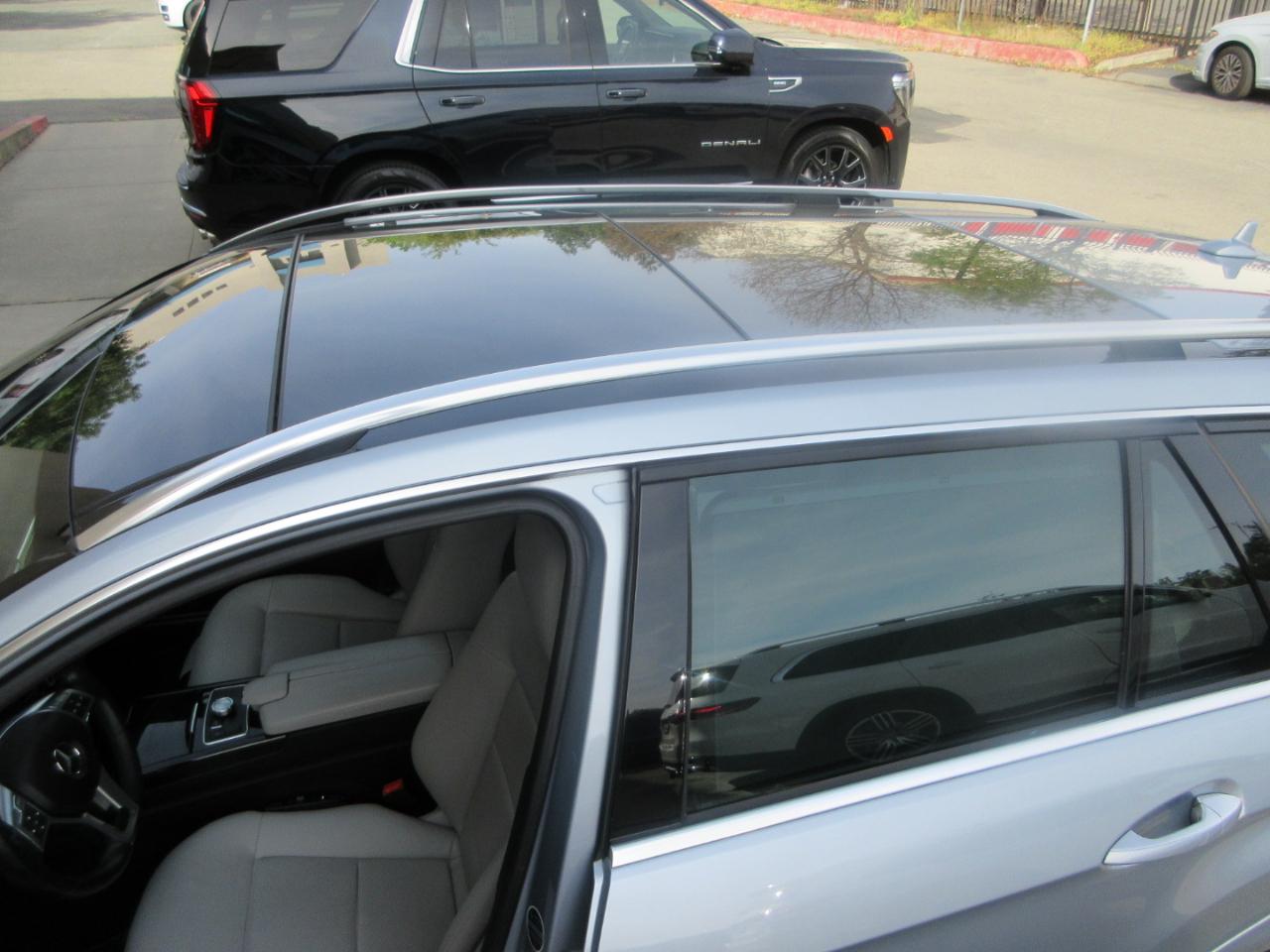 Mercedes-Benz E350  2013