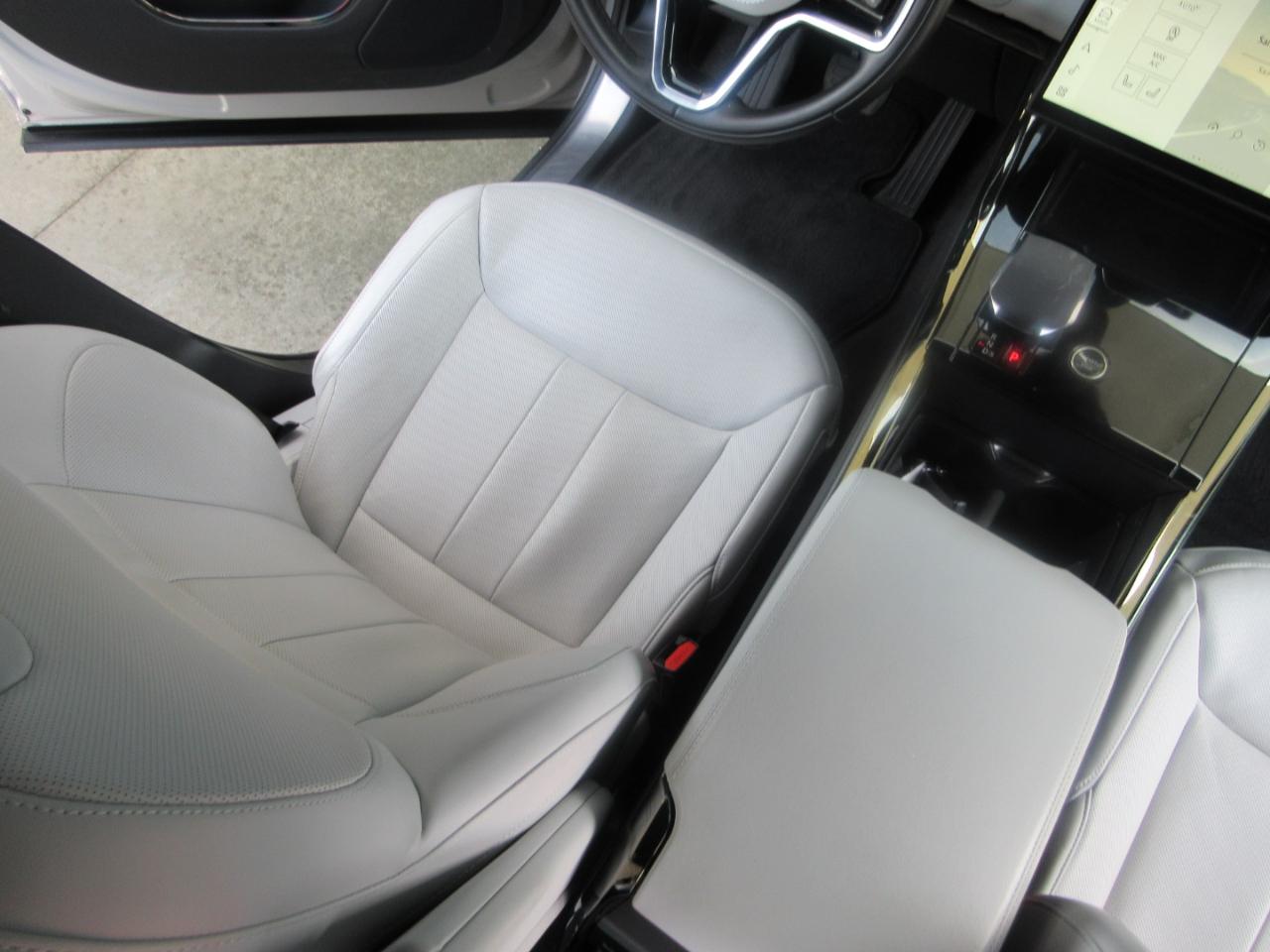 Land Rover Range Rover Sport  2024