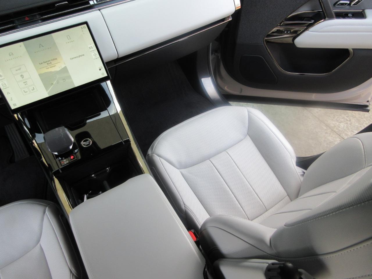 Land Rover Range Rover Sport  2024