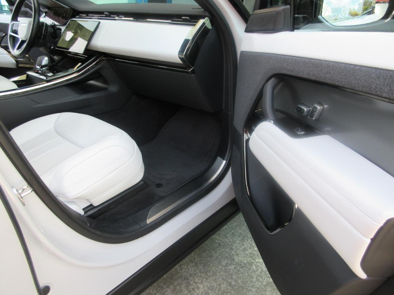 Land Rover Range Rover Sport  2024