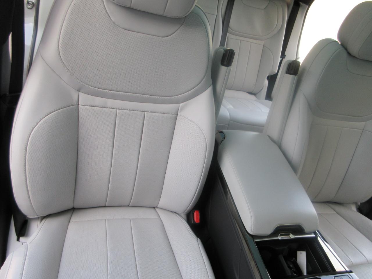 Land Rover Range Rover Sport  2024