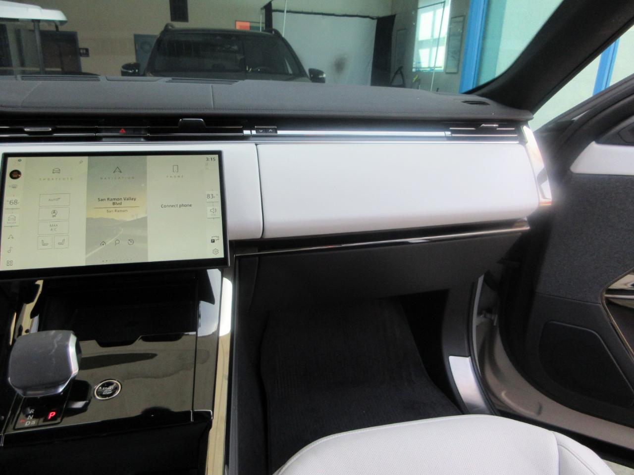 Land Rover Range Rover Sport  2024