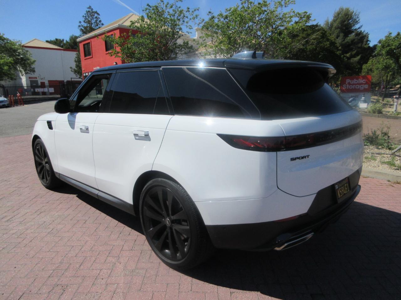 Land Rover Range Rover Sport P360 SE 2025