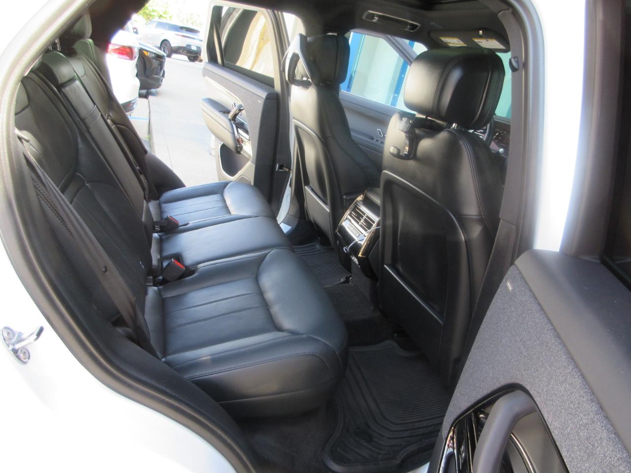 Land Rover Range Rover Sport P360 SE 2025