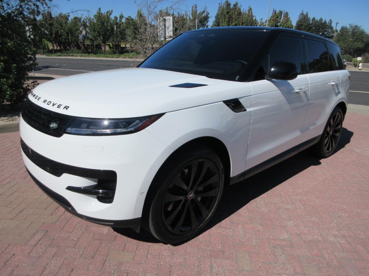 2025 Land Rover Range Rover Sport P360 SE