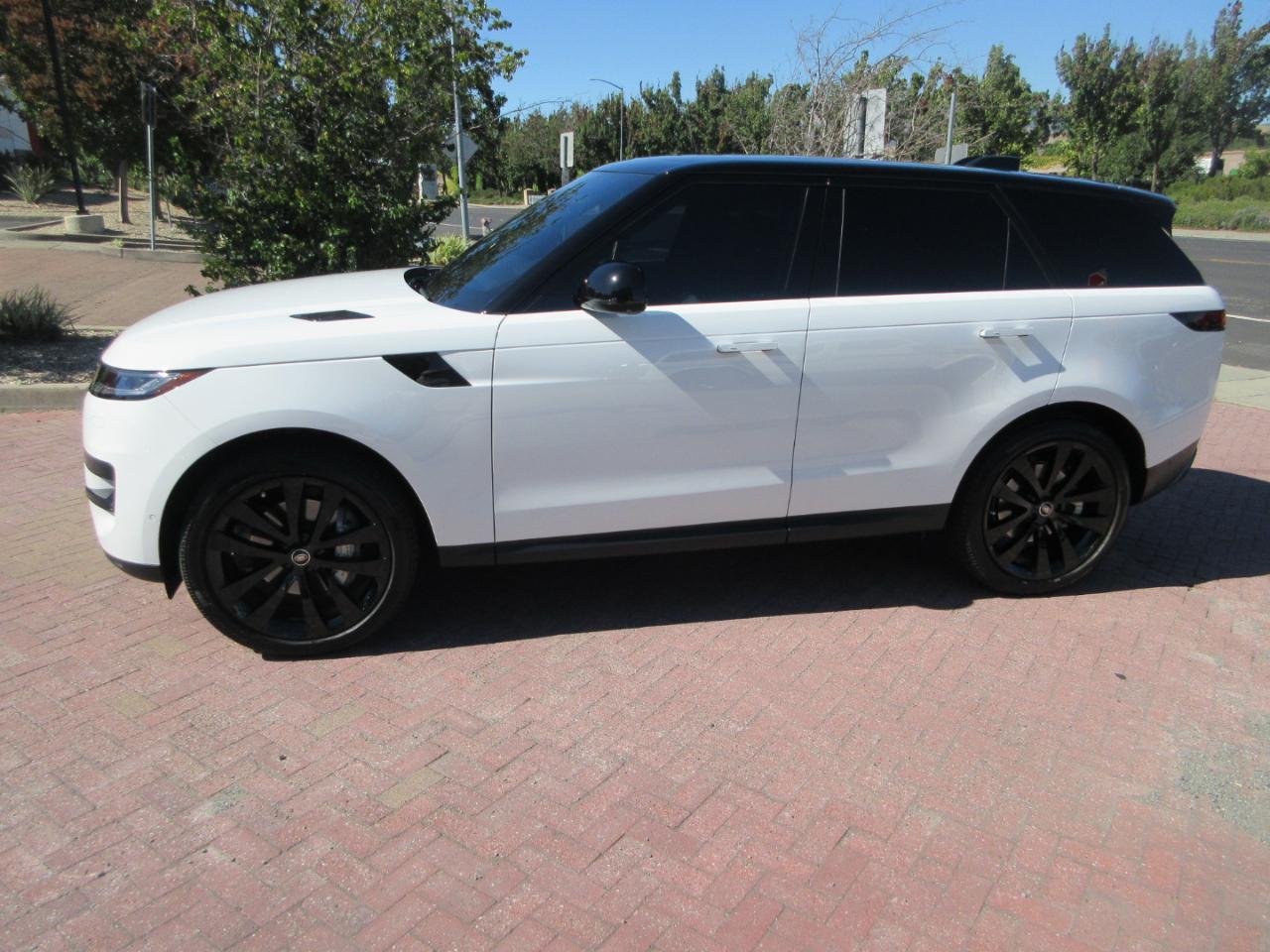 Land Rover Range Rover Sport  2025