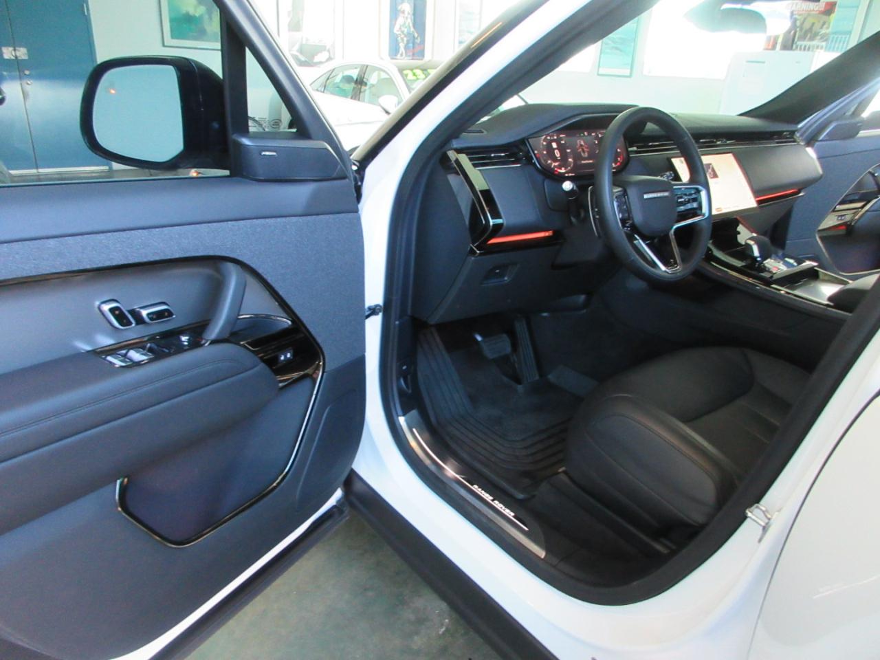 Land Rover Range Rover Sport  2025