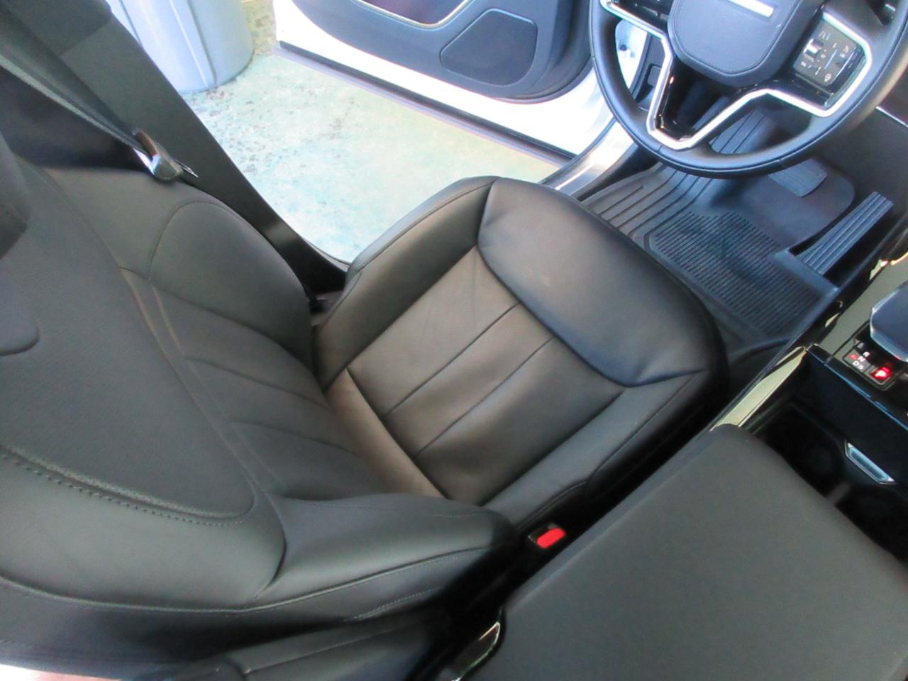 Land Rover Range Rover Sport  2025
