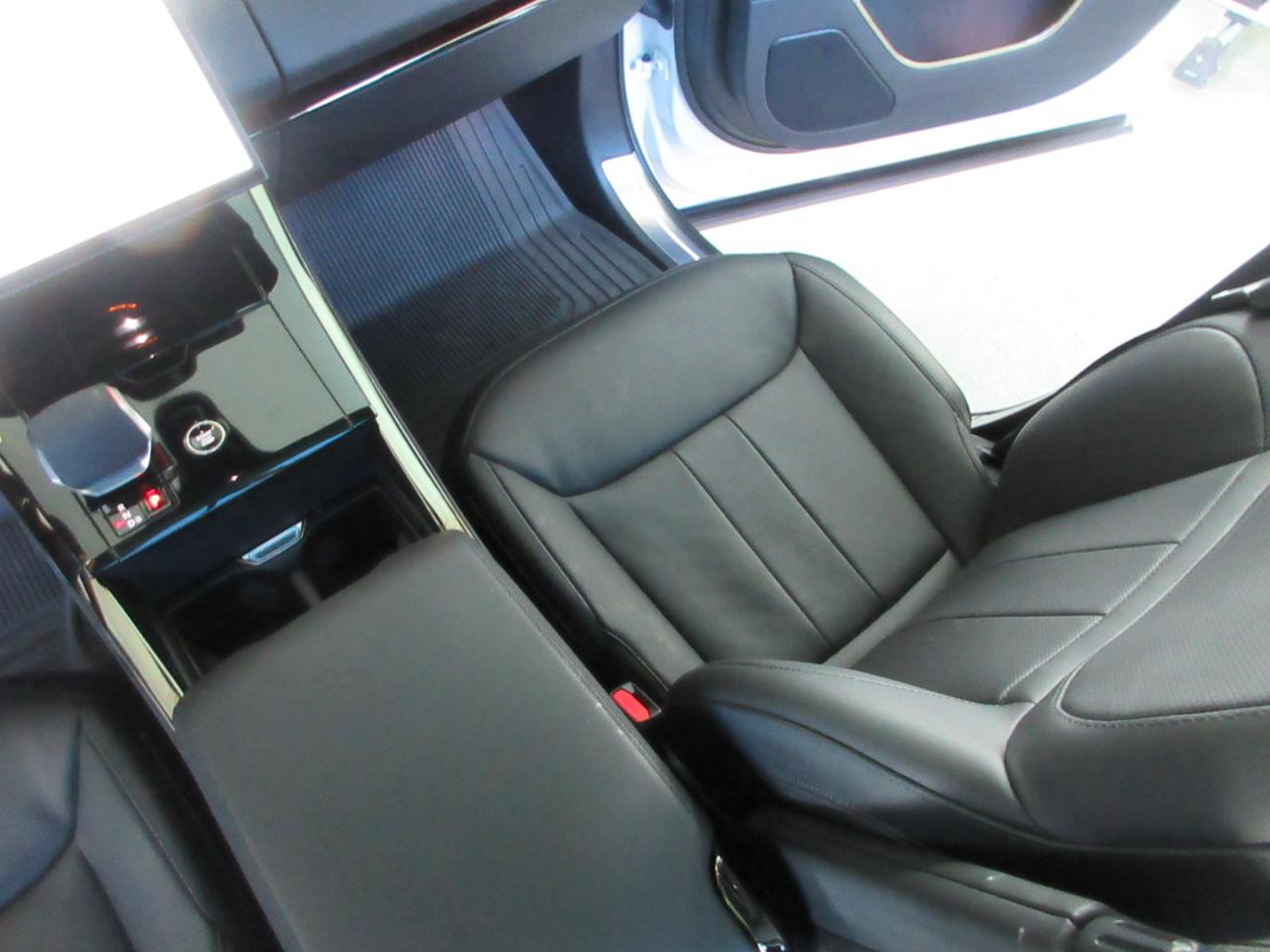 Land Rover Range Rover Sport  2025