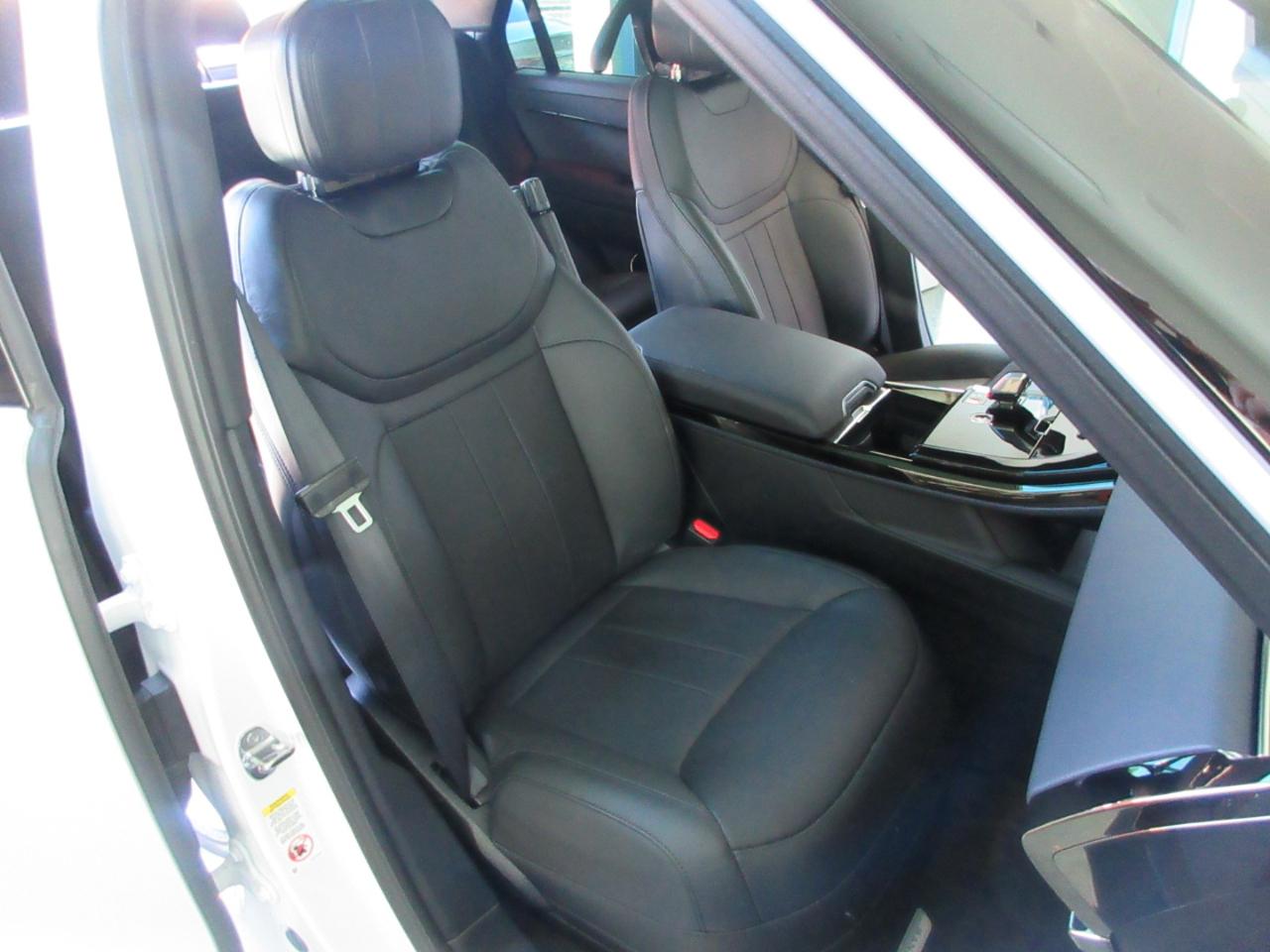Land Rover Range Rover Sport  2025
