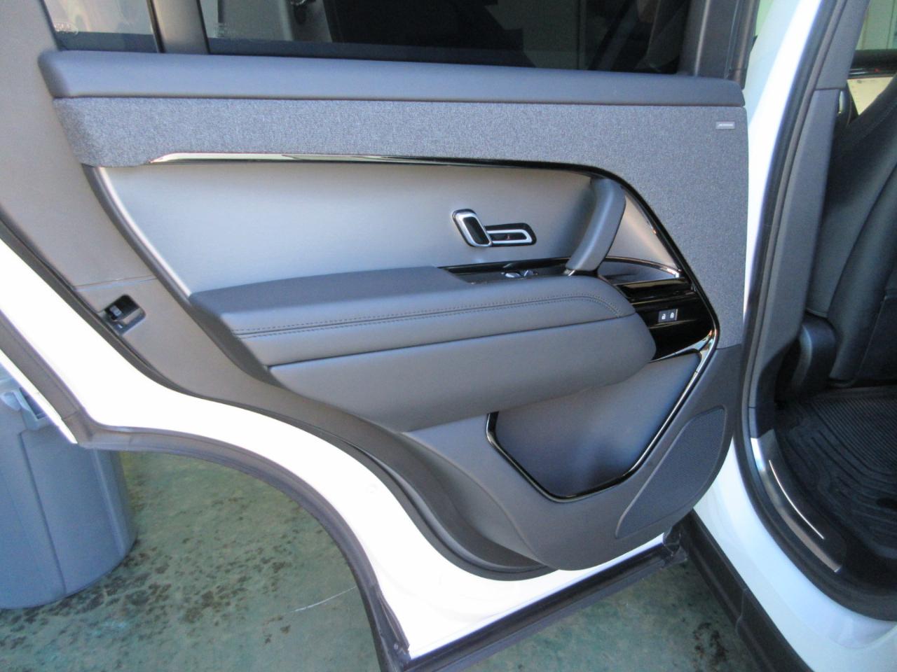 Land Rover Range Rover Sport  2025
