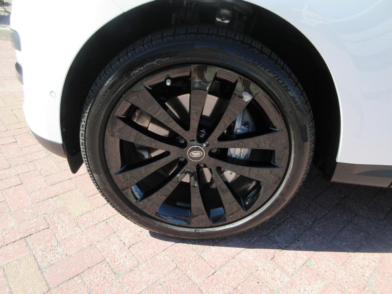 Land Rover Range Rover Sport  2025