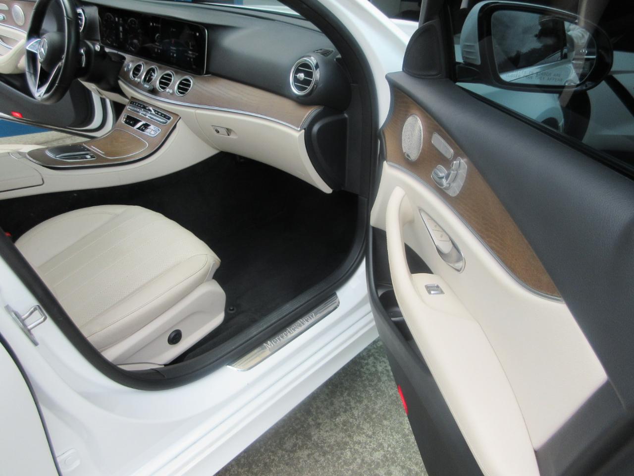 Mercedes-Benz E350  2021