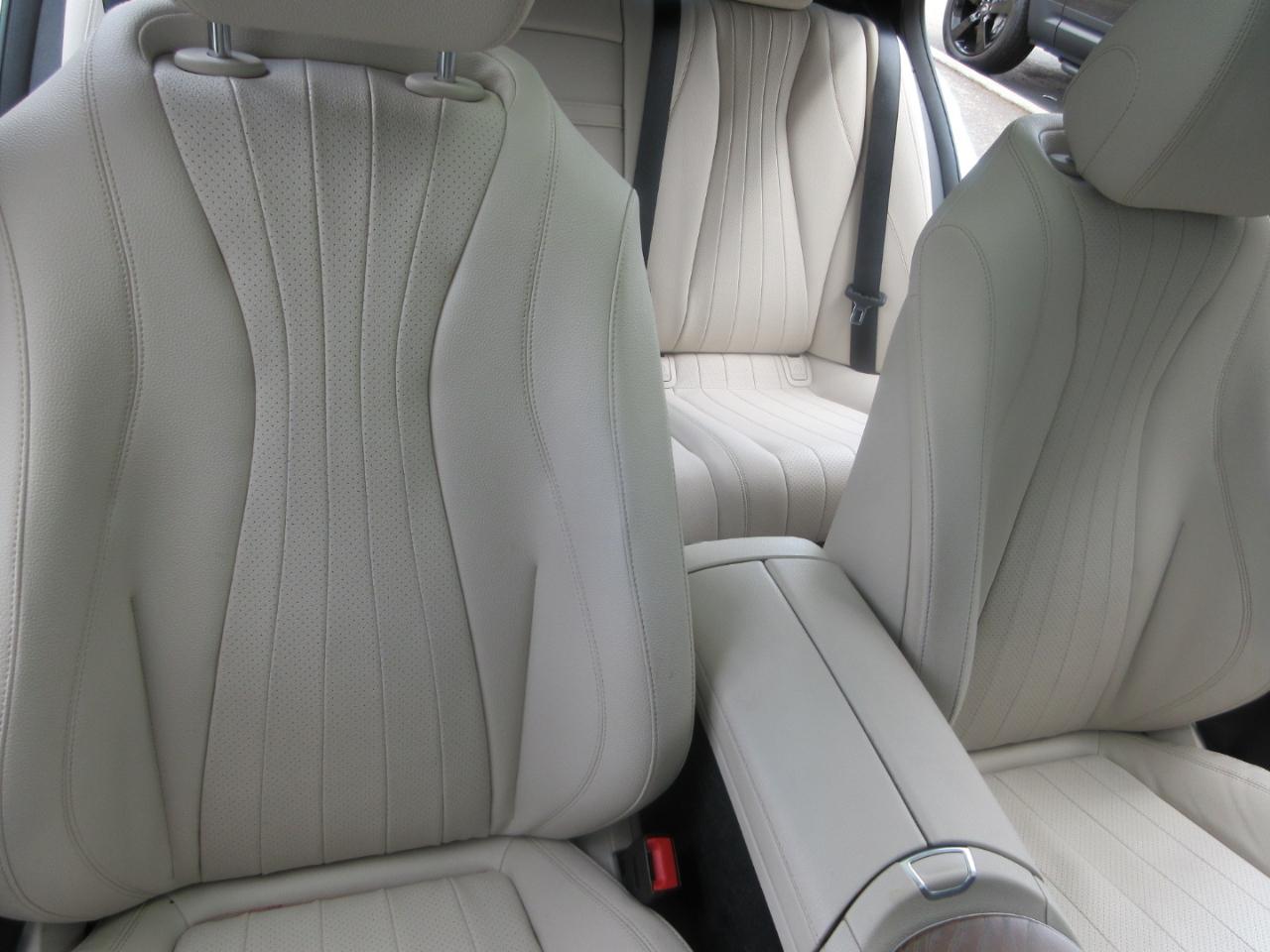 Mercedes-Benz E350  2021