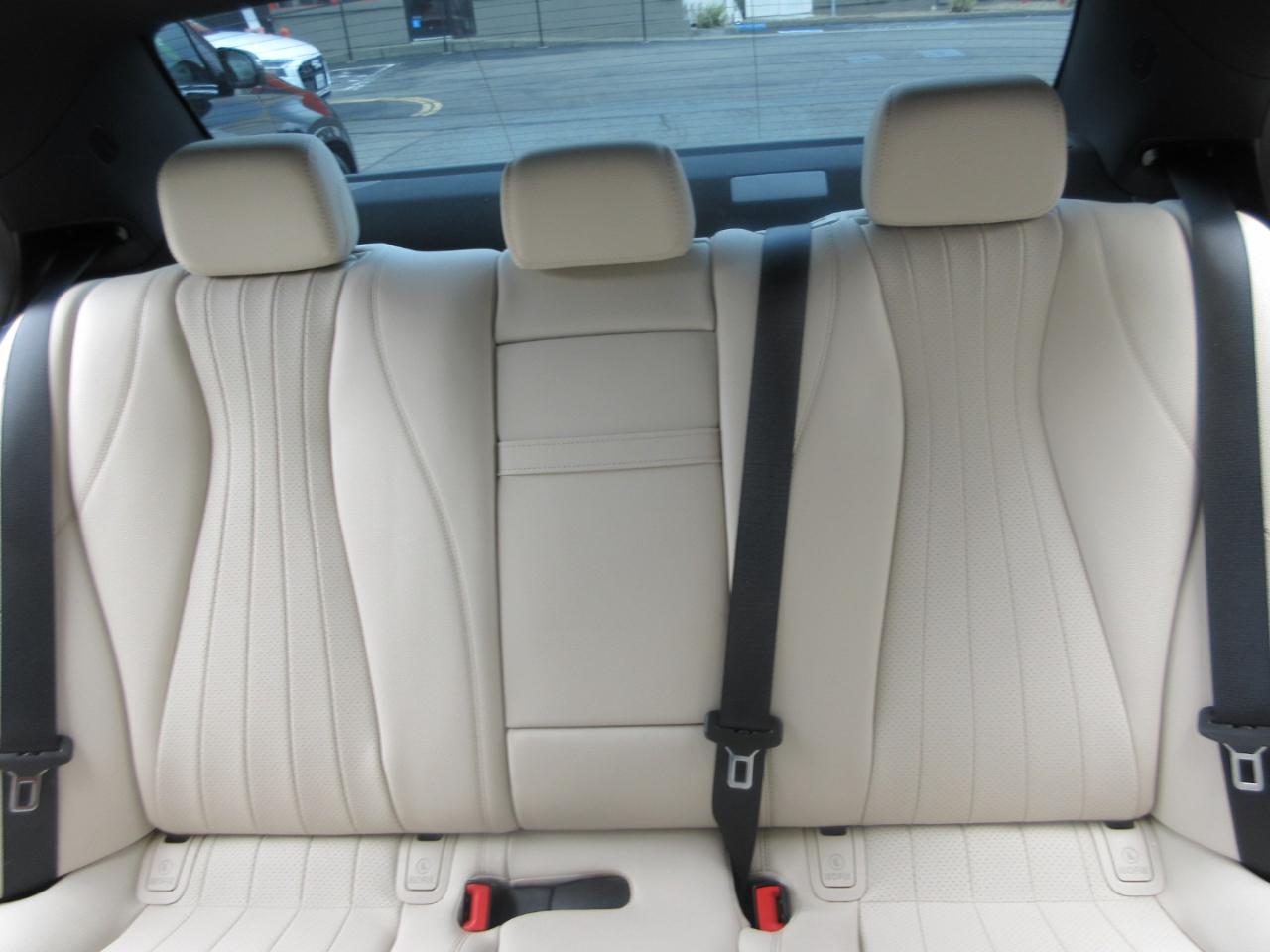 Mercedes-Benz E350  2021