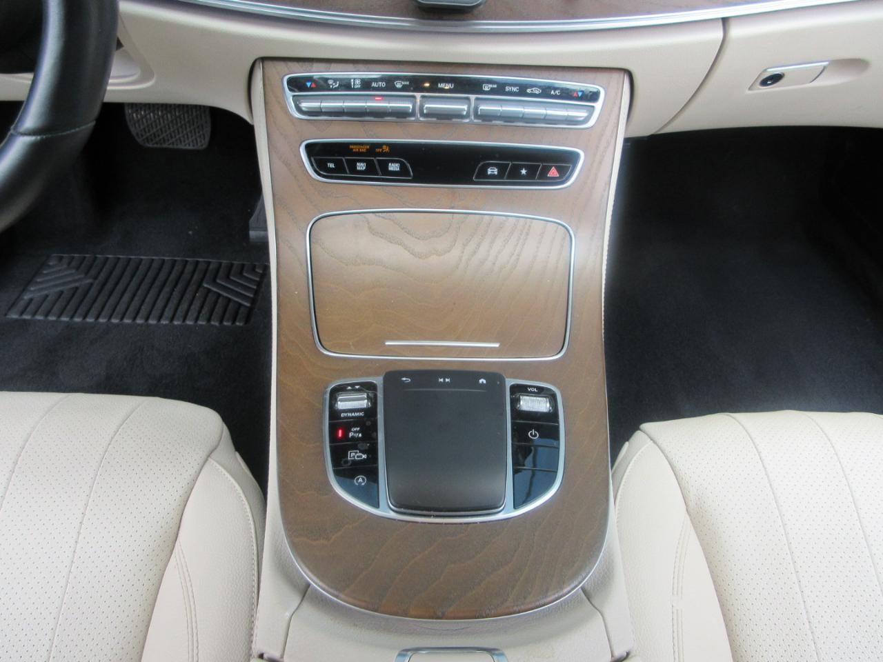 Mercedes-Benz E350  2021